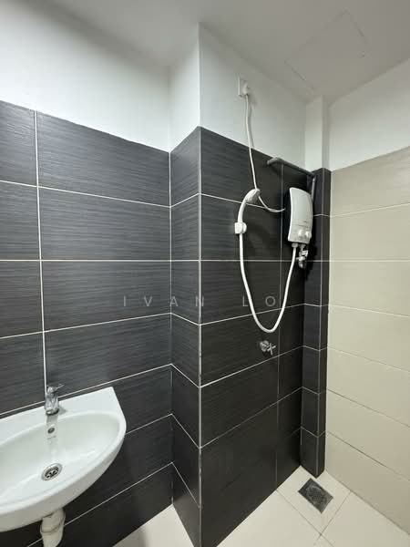 Midori Green (Pangsapuri Hijauan) untuk Untuk Disewa - RM 2,299 /bulan, Mac 2026 - Bathroom - PropertyGuru.com.my