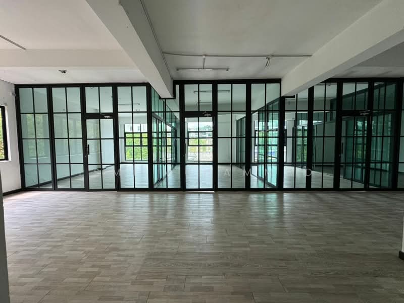 Shop / Office for Sale in Senawang (Negeri Sembilan) - Ismi Muhammad - Interior - PropertyGuru.com.my