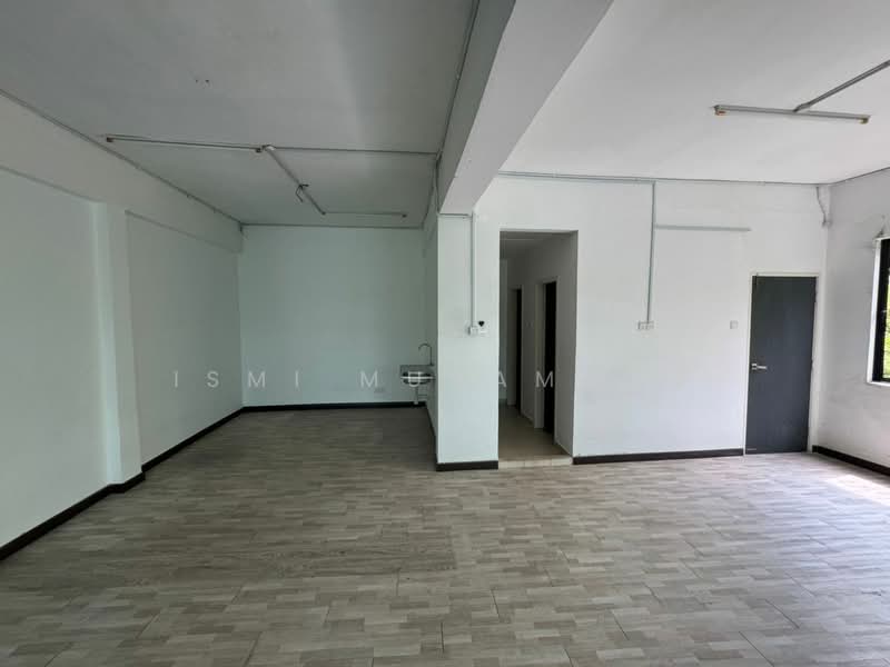 Shop / Office for Sale in Senawang (Negeri Sembilan) - Ismi Muhammad - Interior - PropertyGuru.com.my