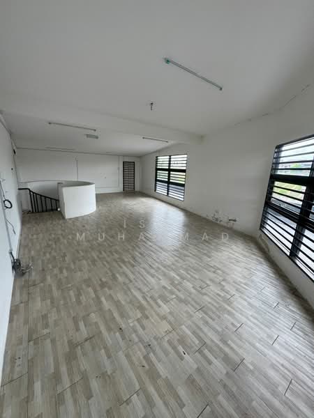 Shop / Office for Sale in Senawang (Negeri Sembilan) - Ismi Muhammad - Interior - PropertyGuru.com.my