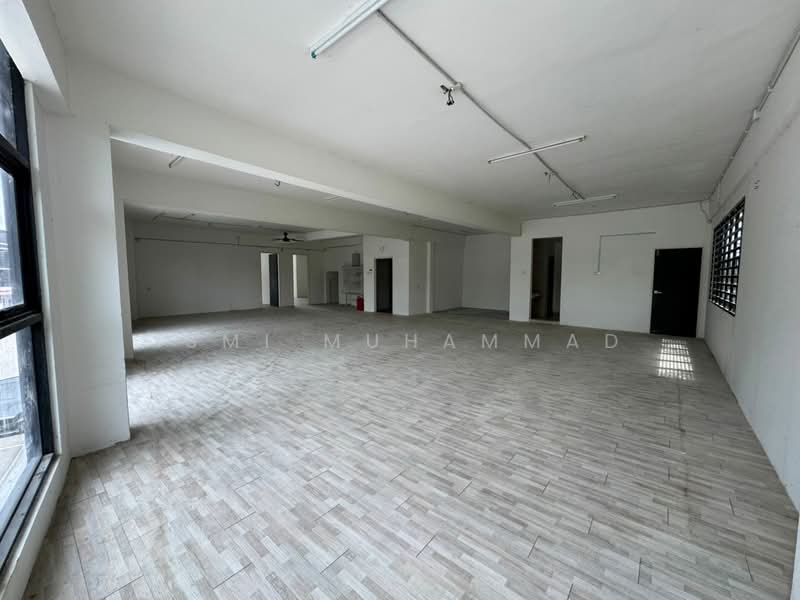Shop / Office for Sale in Senawang (Negeri Sembilan) - Ismi Muhammad - Interior - PropertyGuru.com.my
