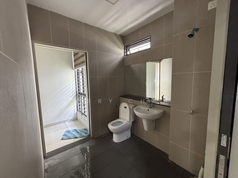 City of Elmina : Elmina Valley 2 untuk Untuk Disewa - RM 2,500 /bulan, Mac 2026 - Bathroom - PropertyGuru.com.my