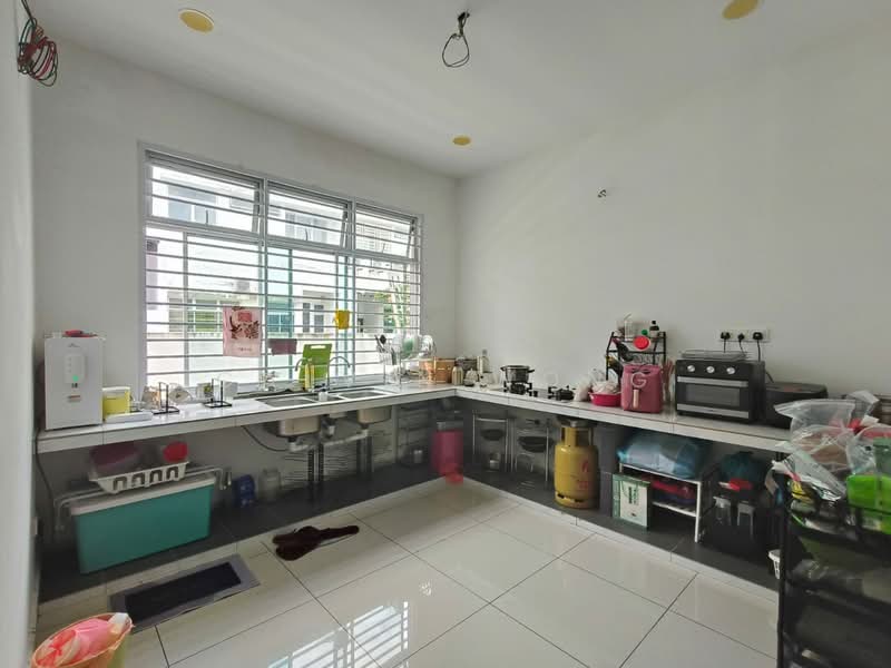 Kulai Kulai Kulais untuk Untuk Dijual - RM 1,300,000, Mac 2026 - Kitchen - PropertyGuru.com.my
