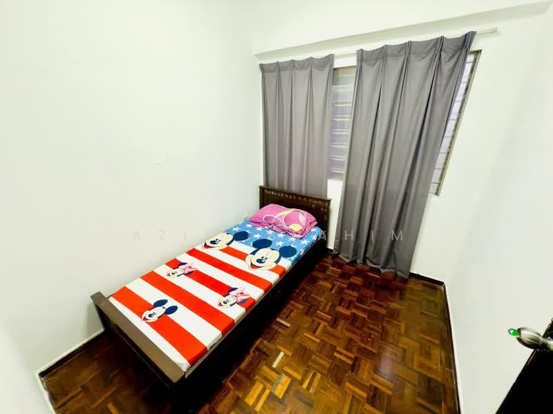 Condominium for Sale at Seri Mas Condominium - Azli Ibrahim - Bedroom - PropertyGuru.com.my