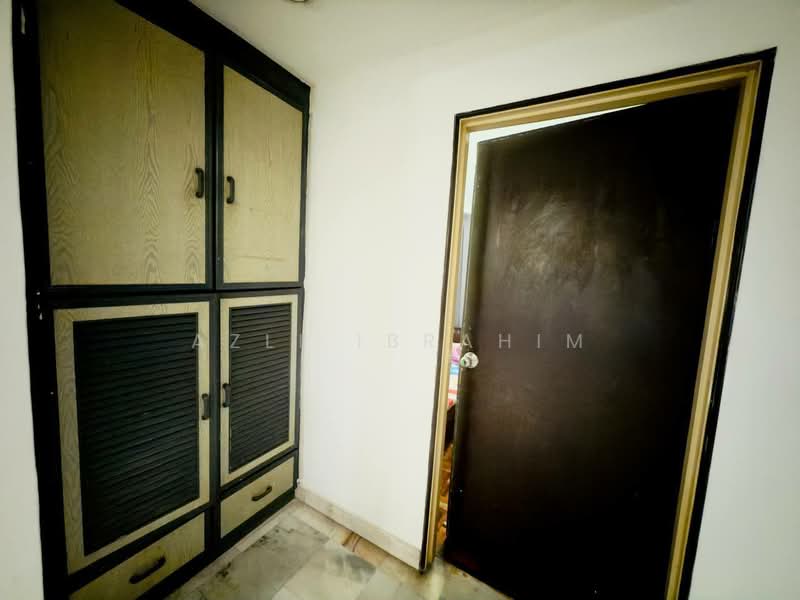 Condominium for Sale at Seri Mas Condominium - Azli Ibrahim - Interior - PropertyGuru.com.my