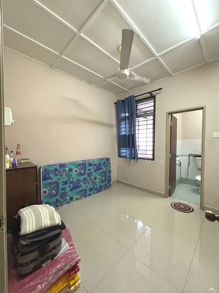 2-storey Terraced House for Sale in Bukit Indah (Iskandar Puteri (Nusajaya)) - Adam Chua - Bedroom - PropertyGuru.com.my