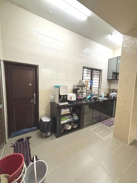 2-storey Terraced House for Sale in Bukit Indah (Iskandar Puteri (Nusajaya)) - Adam Chua - Kitchen - PropertyGuru.com.my