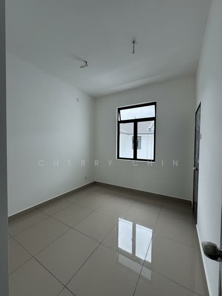 2-storey Terraced House for Sale in Johor Bahru (Johor) - Cherry Chin - Bedroom 2 - PropertyGuru.com.my