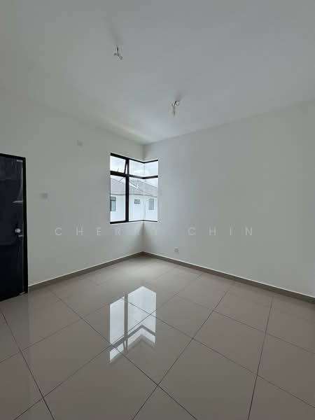2-storey Terraced House for Sale in Johor Bahru (Johor) - Cherry Chin - Bedroom 3 - PropertyGuru.com.my