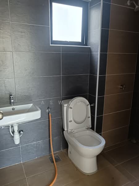 NusaCinta untuk Untuk Dijual - RM 620,000, Mac 2026 - Bathroom - PropertyGuru.com.my