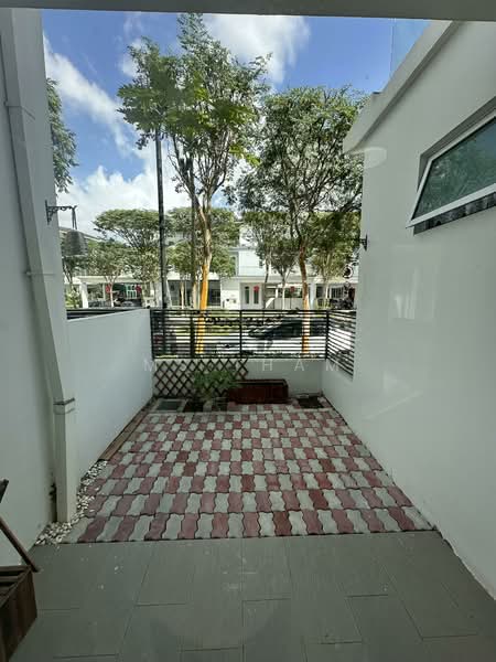 Semi-Detached House for Rent in Senibong (Permas Jaya) - Ms Tham - Exterior - PropertyGuru.com.my