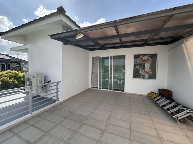 Semi-Detached House for Rent in Senibong (Permas Jaya) - Ms Tham - Balcony - PropertyGuru.com.my