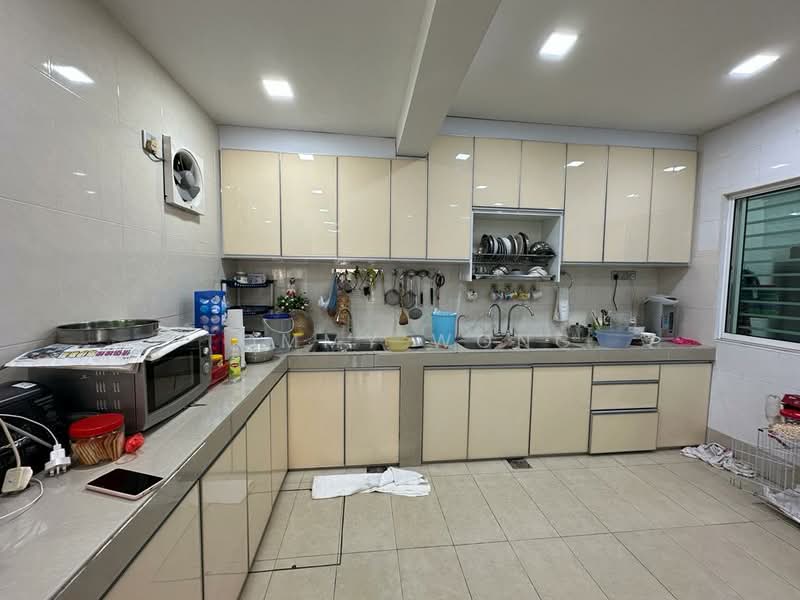 2.5-storey Terraced House for Sale in Bandar Mahkota Cheras (Cheras) - Tommy Wong - Kitchen - PropertyGuru.com.my