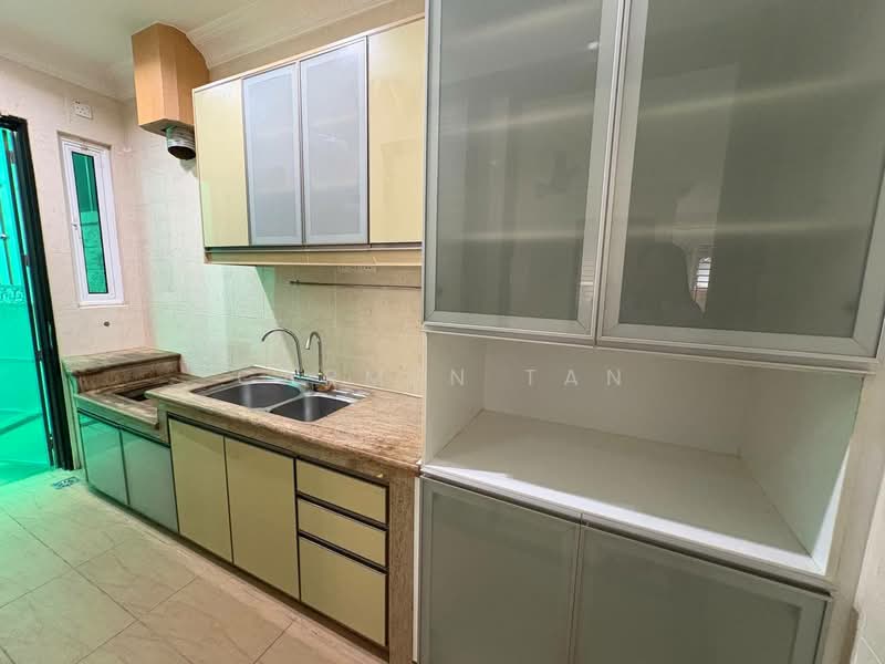 Semi-Detached House for Sale in Taman Naga Emas (Salak South) - Carmen Tan - Kitchen - PropertyGuru.com.my