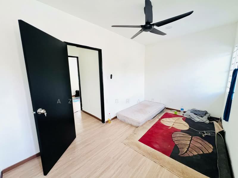 2-storey Terraced House for Sale in Taman Sri Tanjung (Semenyih) - Azli Ibrahim - Bedroom - PropertyGuru.com.my