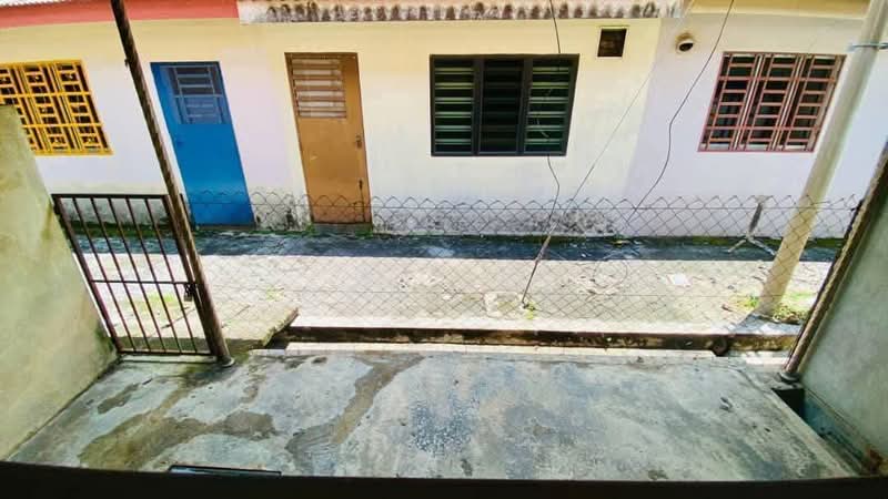 Ipoh lahat baru renovated 2 storey house for sale untuk Untuk Dijual - RM 240,000, Mac 2026 - PropertyGuru.com.my