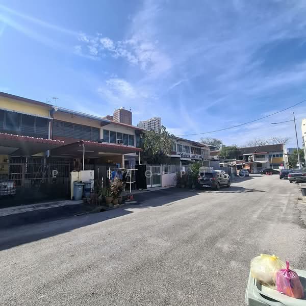 Rumah Teres 2 Tingkat untuk Dijual di George Town (Penang) - Nicolle Pung - Exterior - PropertyGuru.com.my