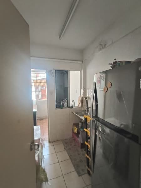 Putri Bahang untuk Untuk Dijual - RM 298,000, Mac 2026 - Kitchen - PropertyGuru.com.my