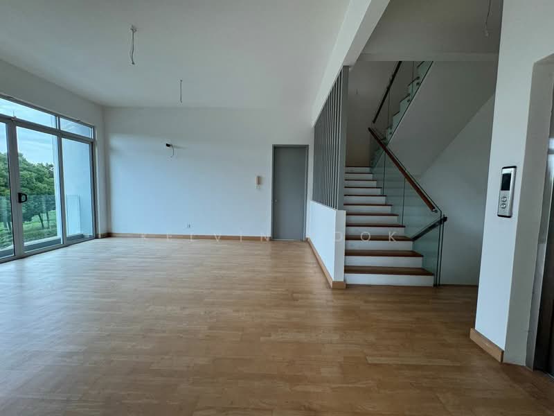3-storey Terraced House for Sale in Puchong (Selangor) - Kelvin Pook - Living Room - PropertyGuru.com.my