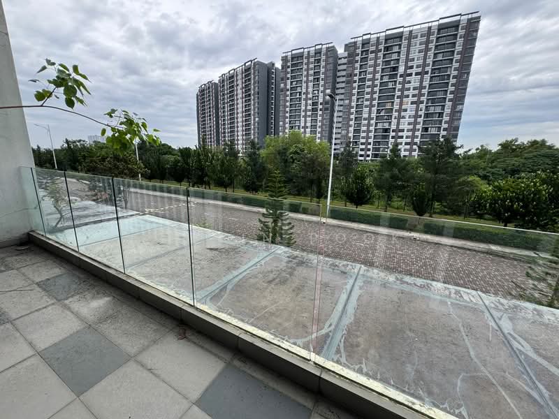 3-storey Terraced House for Sale in Puchong (Selangor) - Kelvin Pook - Exterior - PropertyGuru.com.my