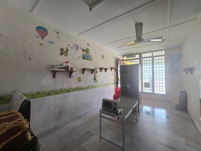 Bandar Bayan Baru untuk Untuk Dijual - RM 1,180,000, Mac 2026 - Living Room - PropertyGuru.com.my