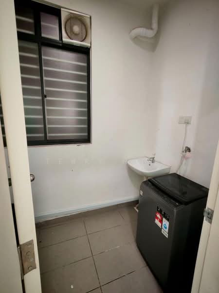 Parkhill Residence untuk Untuk Disewa - RM 2,500 /bulan, Mac 2026 - Interior - PropertyGuru.com.my