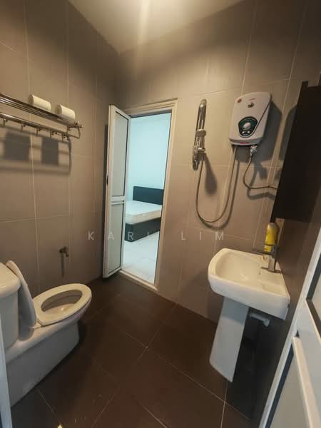 2-storey Terraced House for Rent in Taman Bestari Indah (Ulu Tiram) - Karl Lim - Bathroom - PropertyGuru.com.my