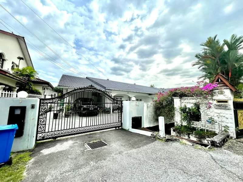 Seksyen 3 untuk Untuk Dijual - RM 1,600,000, Mac 2026 - Exterior - PropertyGuru.com.my