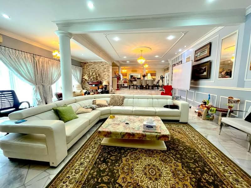 Seksyen 3 untuk Untuk Dijual - RM 1,600,000, Mac 2026 - Living Room - PropertyGuru.com.my