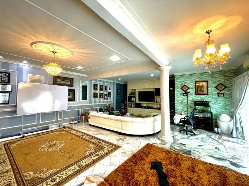 Seksyen 3 untuk Untuk Dijual - RM 1,600,000, Mac 2026 - Living Room - PropertyGuru.com.my