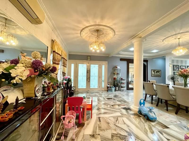 Seksyen 3 untuk Untuk Dijual - RM 1,600,000, Mac 2026 - Living Room - PropertyGuru.com.my