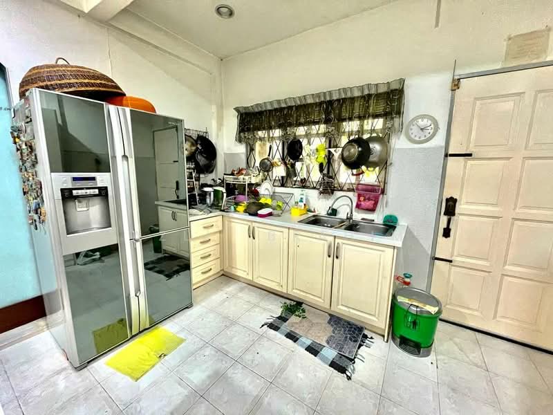 Seksyen 3 untuk Untuk Dijual - RM 1,600,000, Mac 2026 - Kitchen - PropertyGuru.com.my