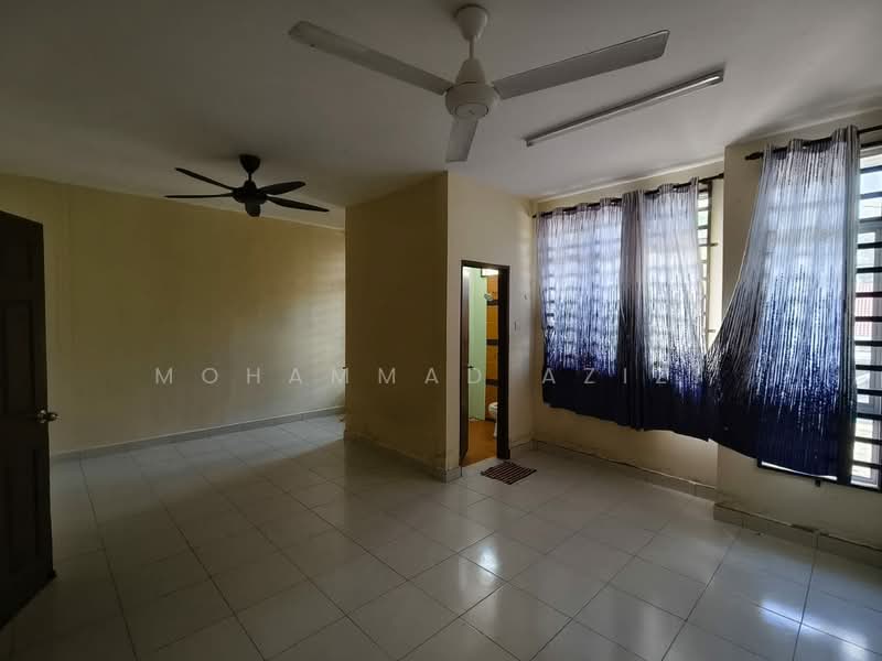 2-storey Terraced House for Sale in Kampung Cacar (Kuala Paka) - Mohammad Azizi - Living Room - PropertyGuru.com.my
