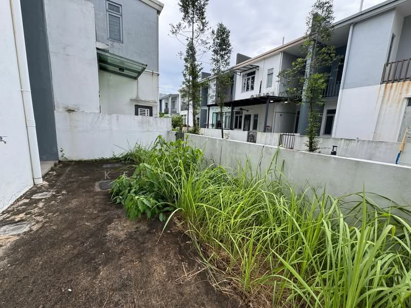 2-storey Terraced House for Sale in Puchong (Selangor) - Kelvin Pook - Exterior - PropertyGuru.com.my