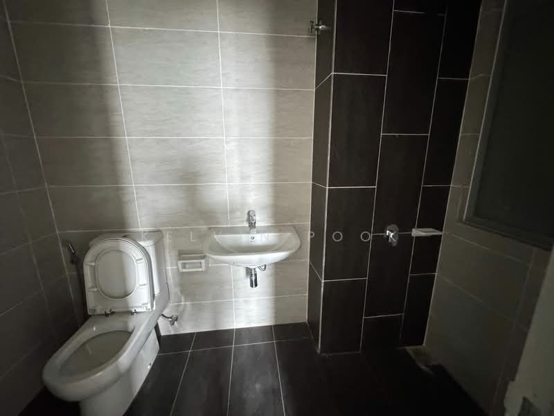 2-storey Terraced House for Sale in Puchong (Selangor) - Kelvin Pook - Bathroom - PropertyGuru.com.my