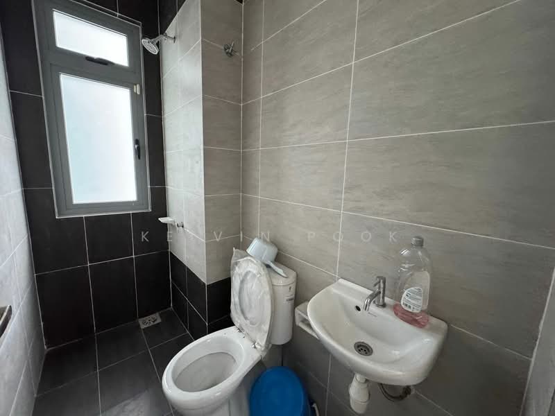 2-storey Terraced House for Sale in Puchong (Selangor) - Kelvin Pook - Bathroom - PropertyGuru.com.my