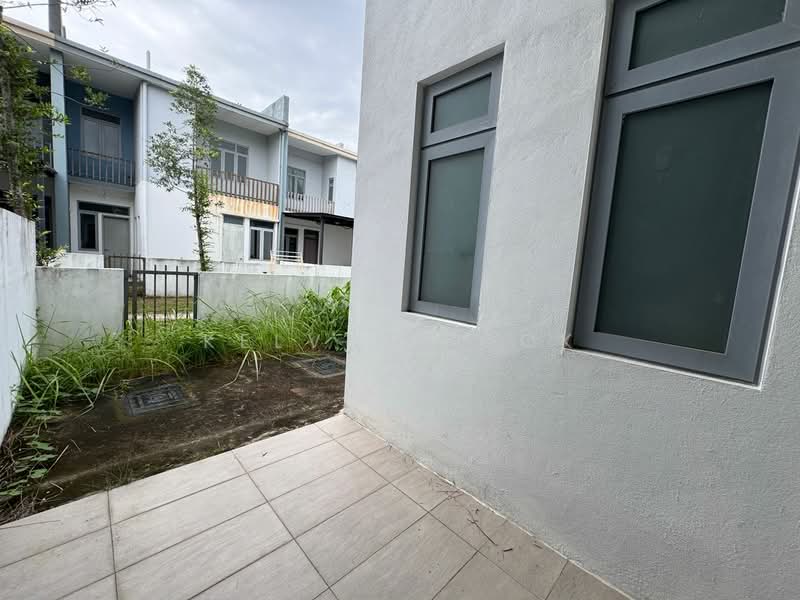 2-storey Terraced House for Sale in Puchong (Selangor) - Kelvin Pook - Exterior - PropertyGuru.com.my