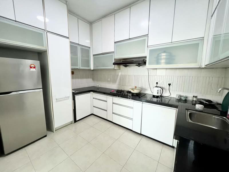 Bayswater Resort Condominium untuk Untuk Disewa - RM 2,500 /bulan, Mac 2026 - Kitchen - PropertyGuru.com.my