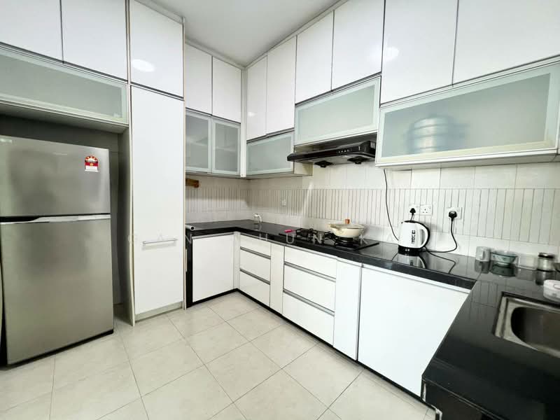 Bayswater Resort Condominium untuk Untuk Disewa - RM 2,500 /bulan, Mac 2026 - Kitchen - PropertyGuru.com.my