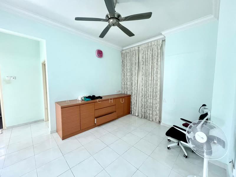 Bayswater Resort Condominium untuk Untuk Disewa - RM 2,500 /bulan, Mac 2026 - Living Room - PropertyGuru.com.my
