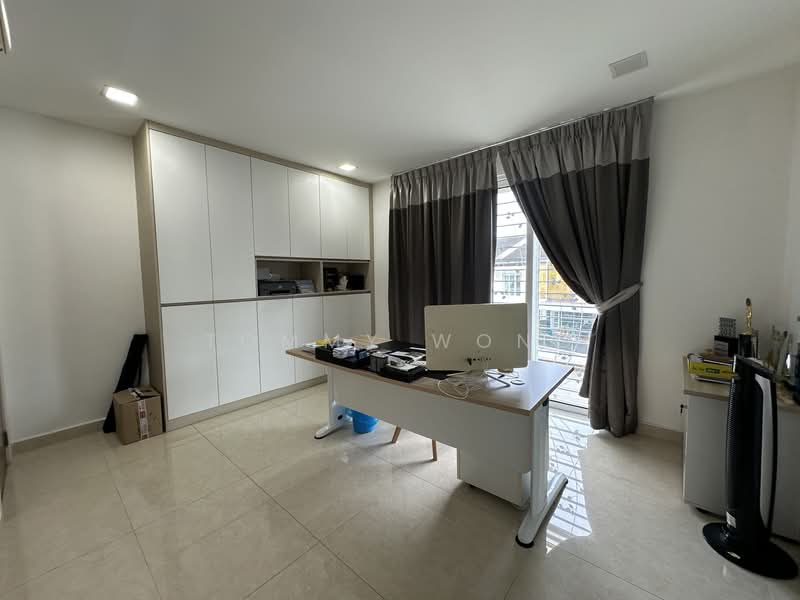2.5-storey Terraced House for Sale in Bandar Sungai Long (Selangor) - Tommy Wong - PropertyGuru.com.my