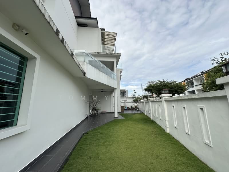 2.5-storey Terraced House for Sale in Bandar Sungai Long (Selangor) - Tommy Wong - PropertyGuru.com.my