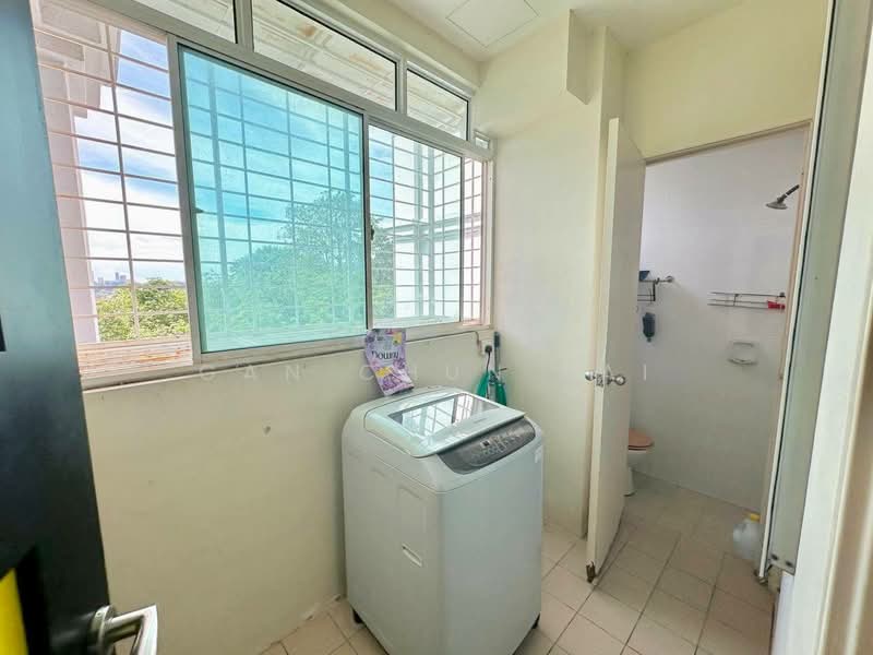 Condominium for Rent at Bayswater Resort Condominium - Gan Chun Kai - Bathroom - PropertyGuru.com.my