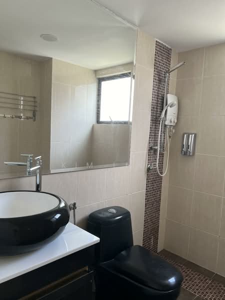 Condominium for Rent at Royal Domain Sri Putramas 2 - Kim Ling - Master Bathroom - PropertyGuru.com.my