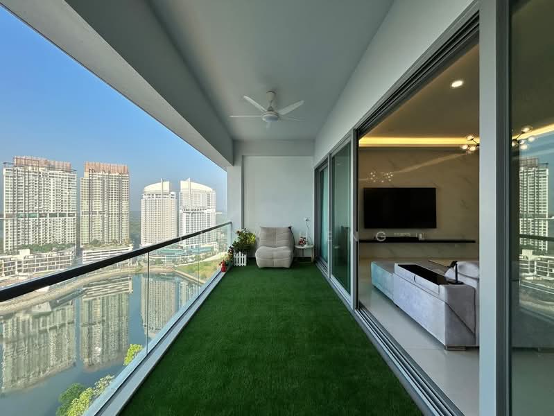 Servis Apartment untuk Dijual di Southern Marina Residences - Mindy Heng - Balcony - PropertyGuru.com.my