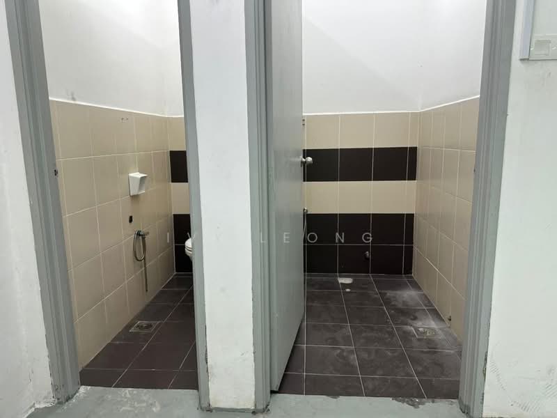 Factory for Rent in Iskandar Puteri (Nusajaya) (Johor) - Ivy Leong - Bathroom - PropertyGuru.com.my