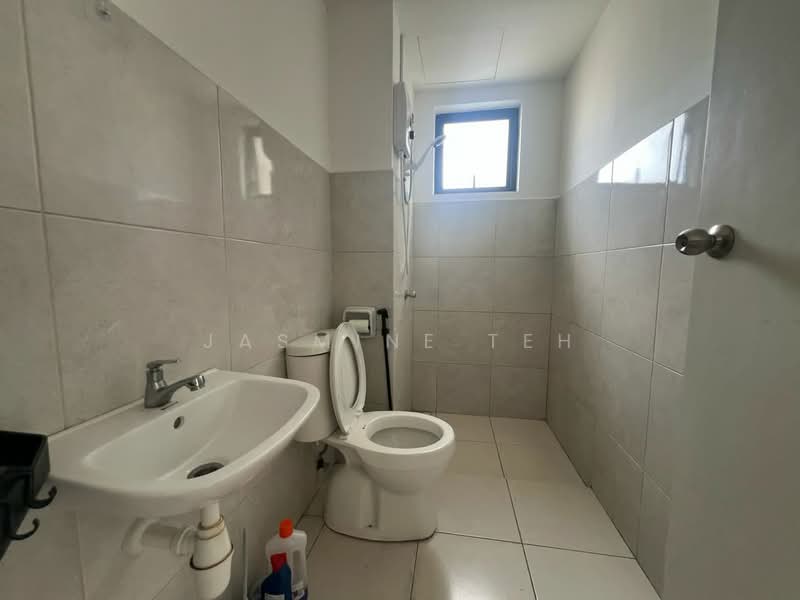 Condominium for Rent at TRI PINNACLE - Jasmine Teh - Bathroom - PropertyGuru.com.my