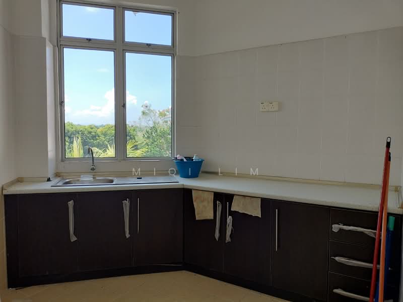 Apartment for Sale at Seri Bayu Resort - MiQi Lim - Kitchen - PropertyGuru.com.my
