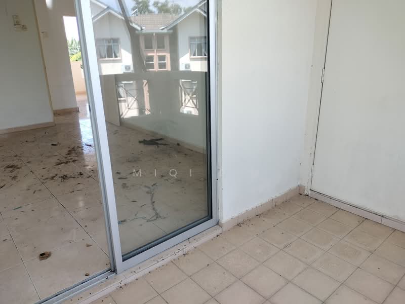 Apartment for Sale at Seri Bayu Resort - MiQi Lim - Balcony - PropertyGuru.com.my