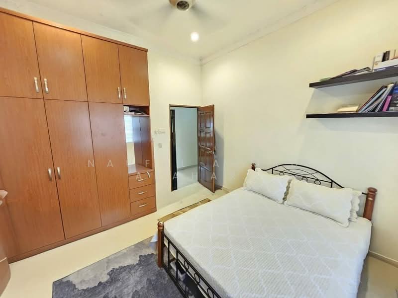 Bungalow for Sale in Lavender Heights (Senawang) - Naufal Ahmad Azahari - Bedroom six - PropertyGuru.com.my